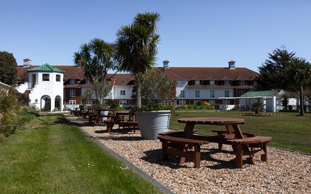 warner hotel bembridge